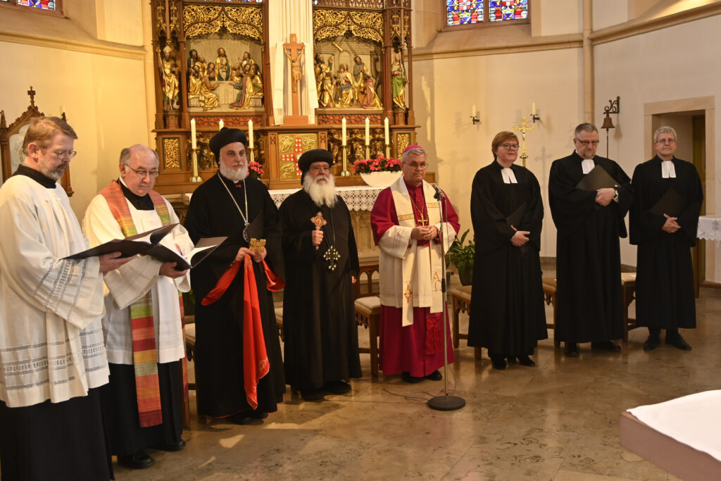 Gemeinsam beten, singen, hören und feiern als Freunde Jesu
